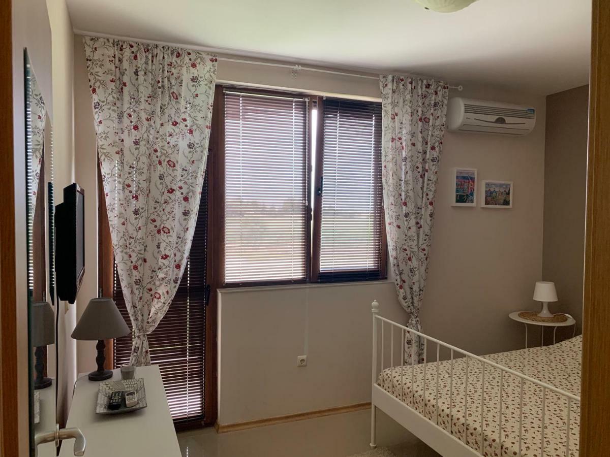 בלצ'יק Lighthouse Golf Private Villa Lake View מראה חיצוני תמונה